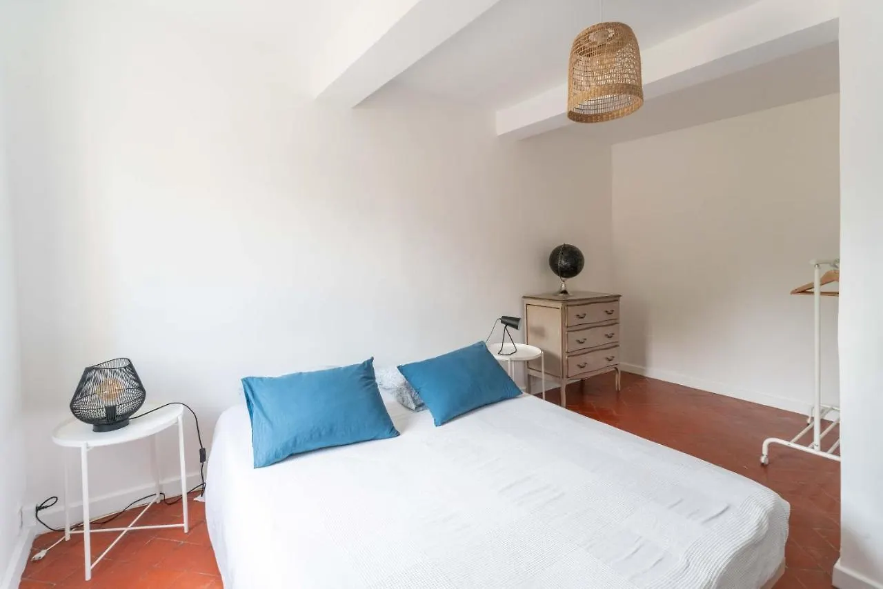 La Maison D'A Cote Carpentras 0*,